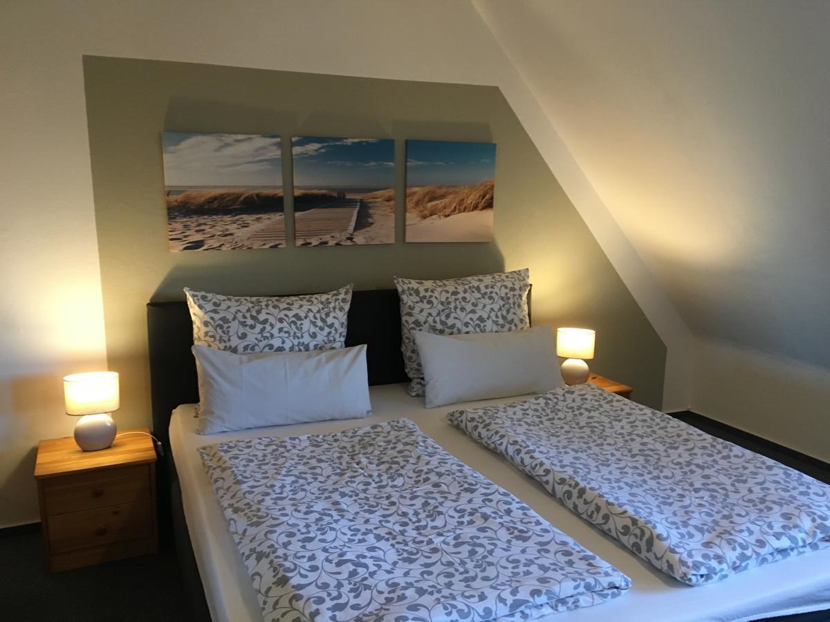 Gaestehaus Zur Linde Otterndorf Buitenkant foto